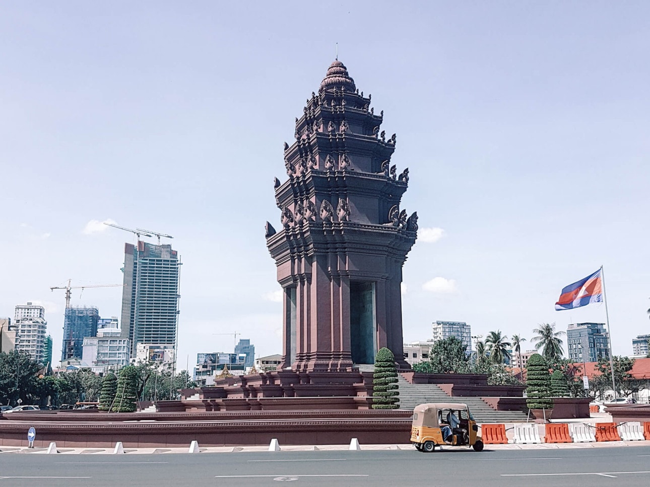 Independence Monument -Phnom Penh