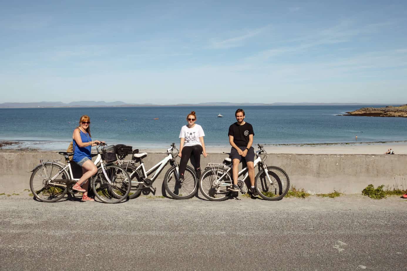 Cycling around the Aran Islands - Inishmore Island