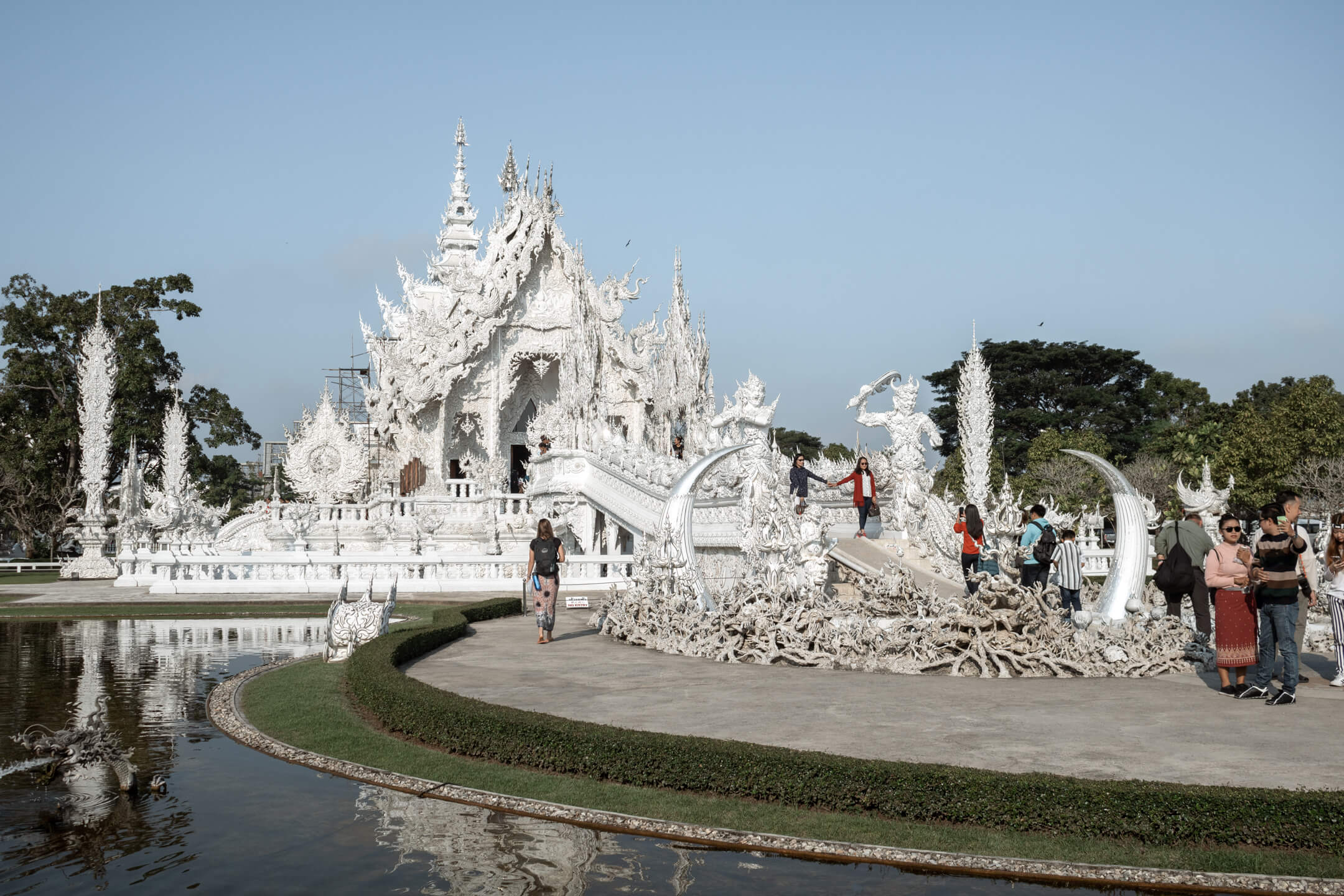 Wat Rong Khun (The White Temple)