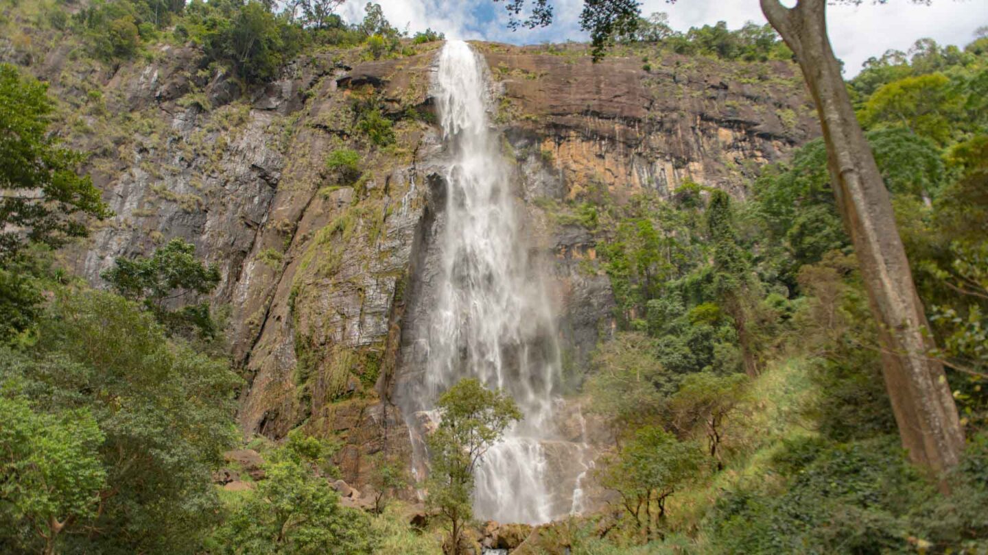 Diyaluma Falls, Ella