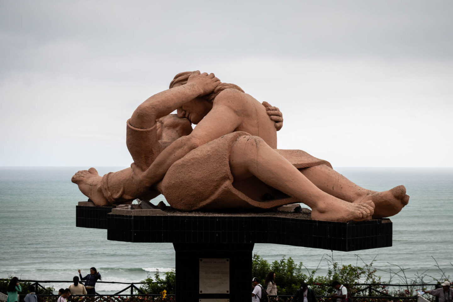 Love Park statue in Lima, Peru