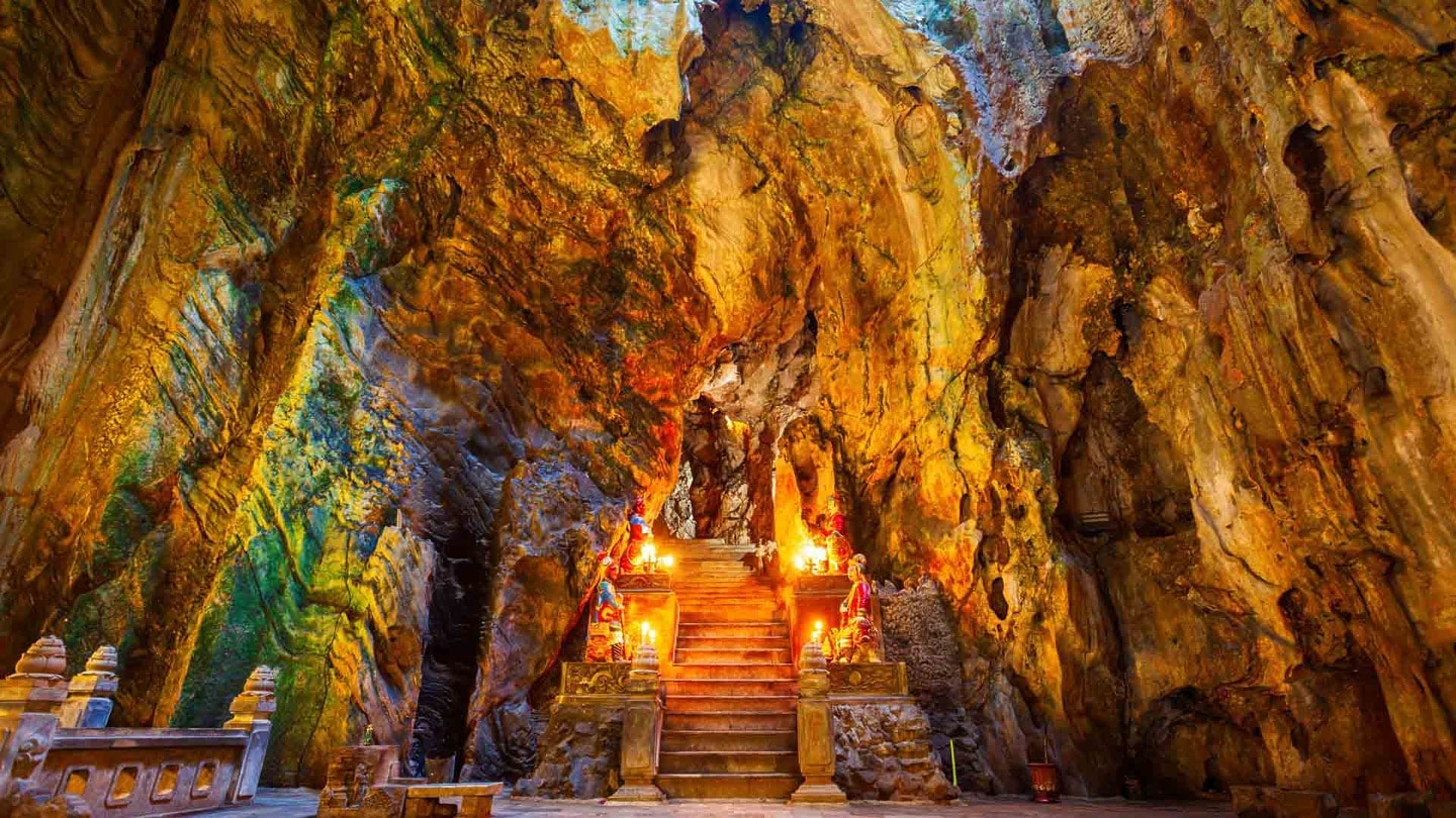 Marble Mountains caves