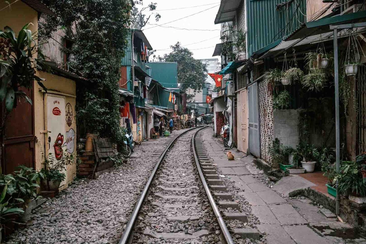 Train Street in Hanoi, Vietnam bucket list