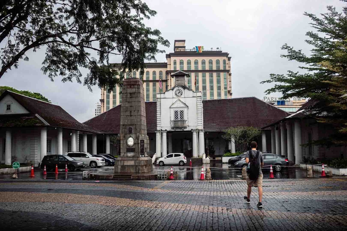 Colonial architecture - things to do in Kuching