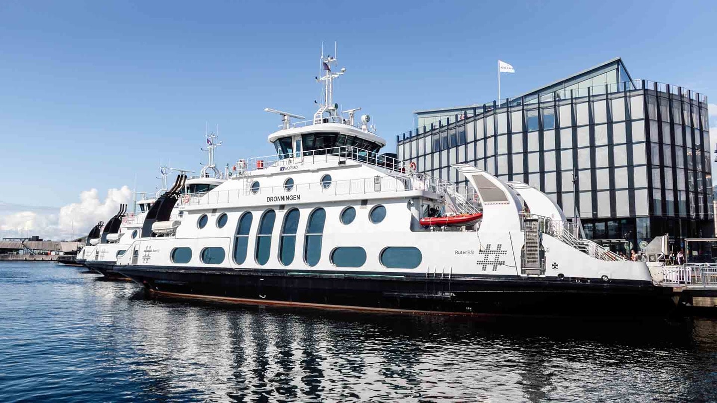 Aker Brygge ferry, one day in Oslo